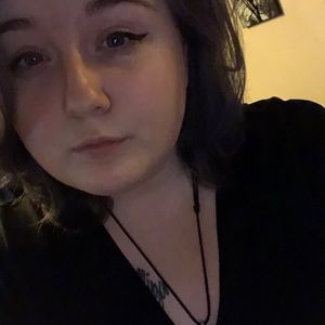 Meet your Posher, Stefanie